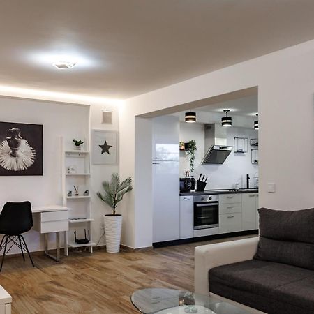Hillside Apartment Volosko Opatija Eksteriør billede