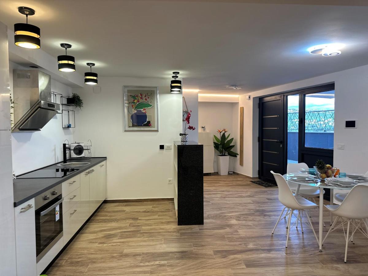 Hillside Apartment Volosko Opatija Eksteriør billede