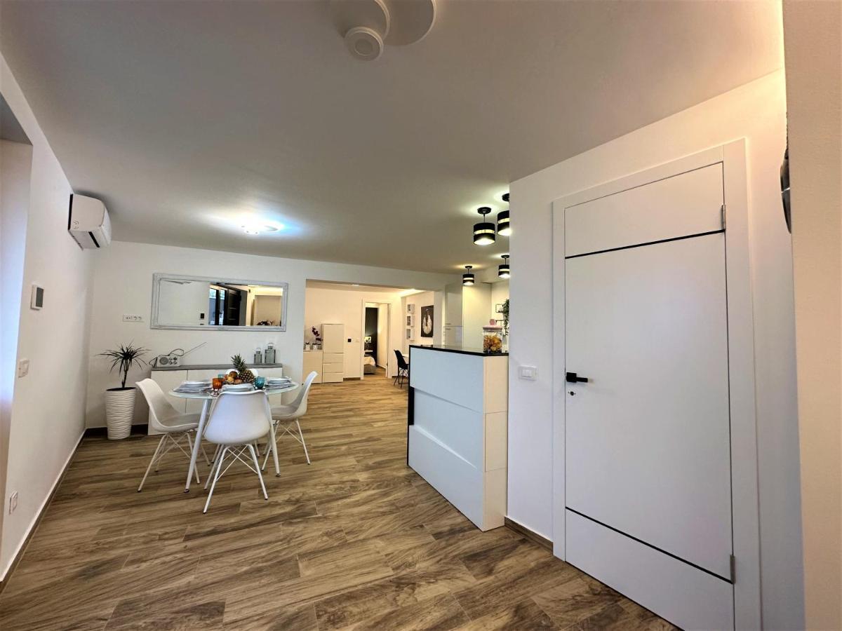 Hillside Apartment Volosko Opatija Eksteriør billede