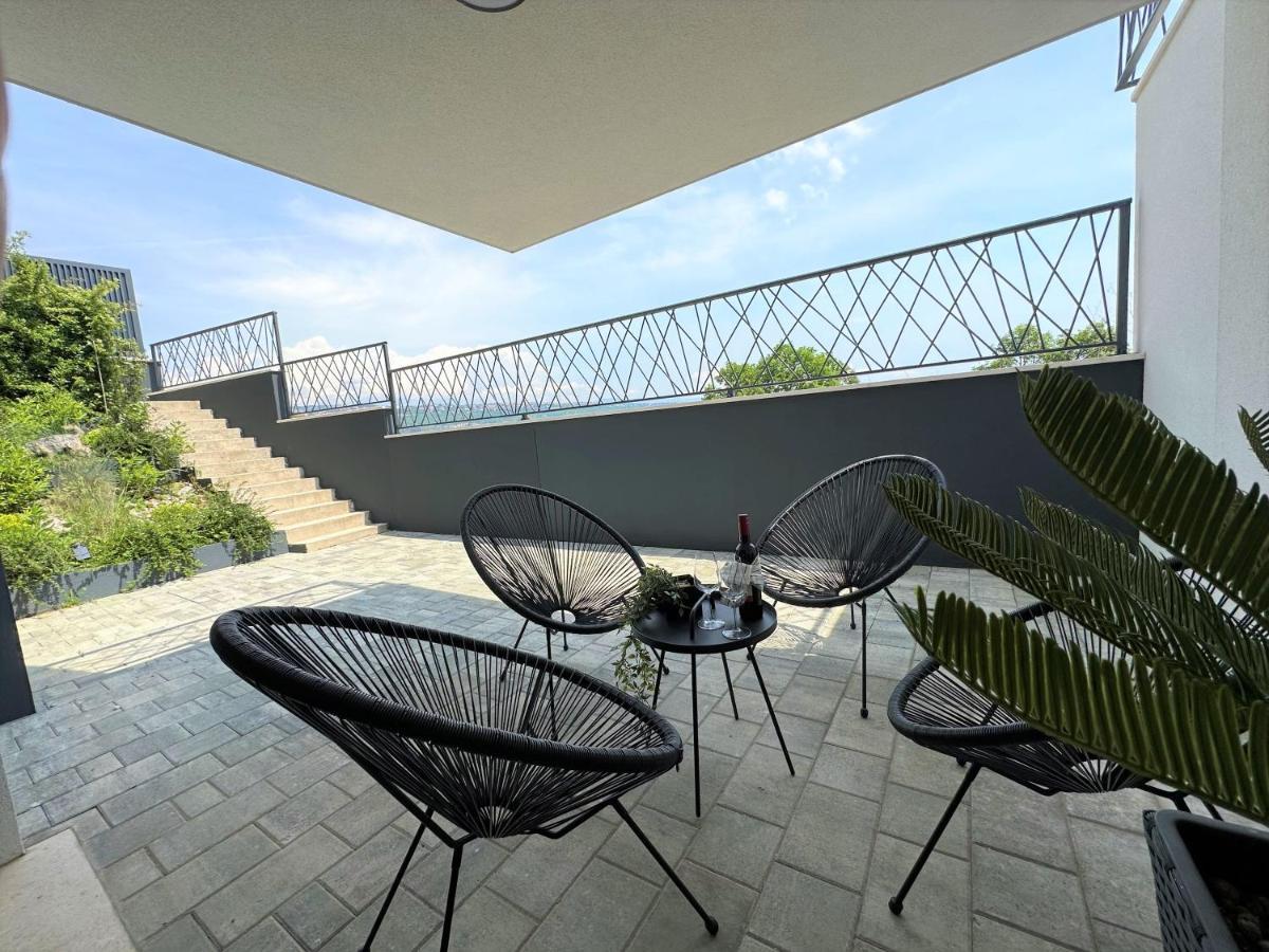 Hillside Apartment Volosko Opatija Eksteriør billede